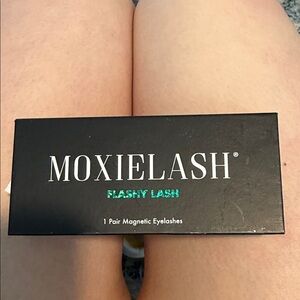 MoxieLash Flashy Lash Magnetic Eyelashes - Black